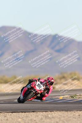 media/Dec-07-2025-CVMA (Sun) [[3e7d2de5dc]]/Race 16-Formula Middleweight/